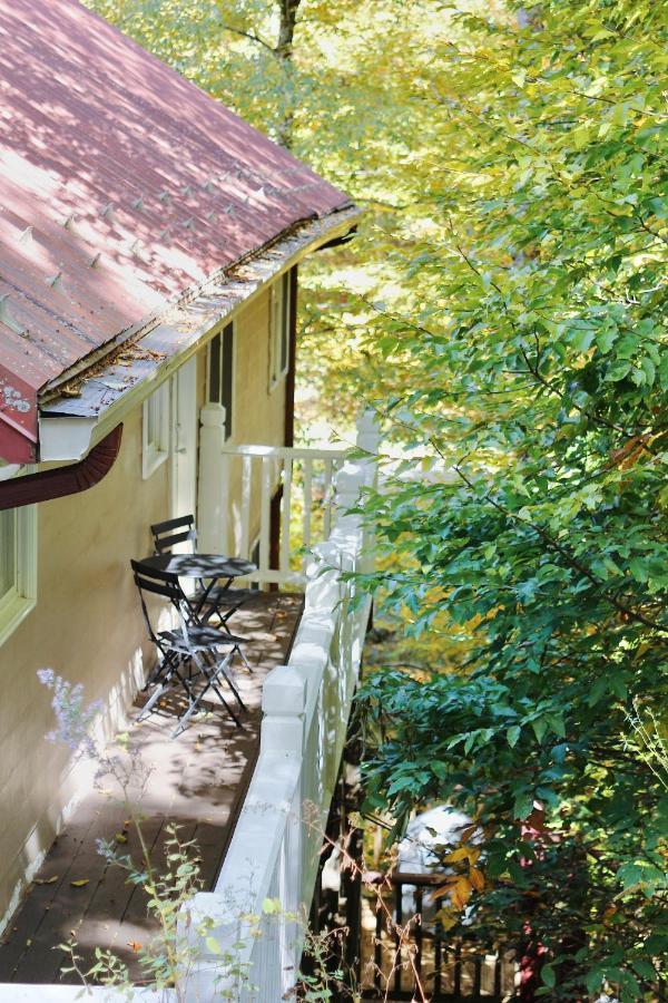 The Wanderer Guesthouse Boone Exteriör bild
